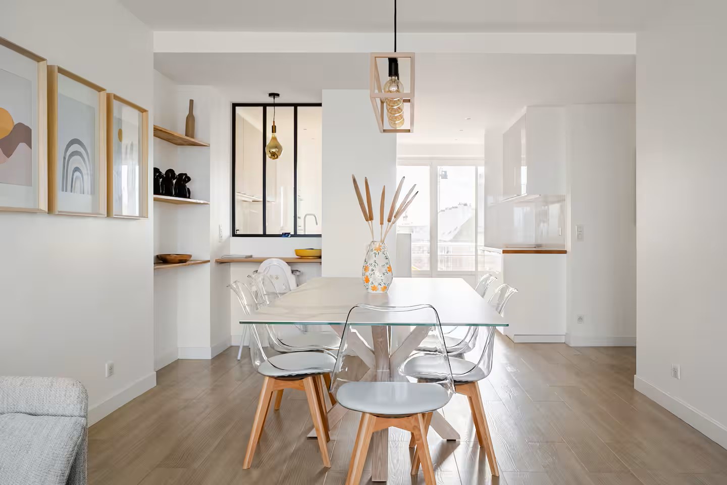 Salle à manger avec verrière